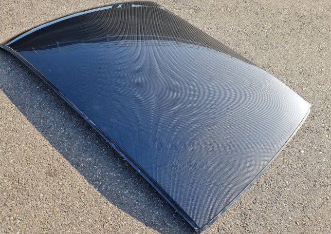 W 201 Carbon roof