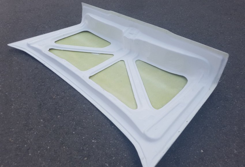 W 201 Fiberglass Trunk