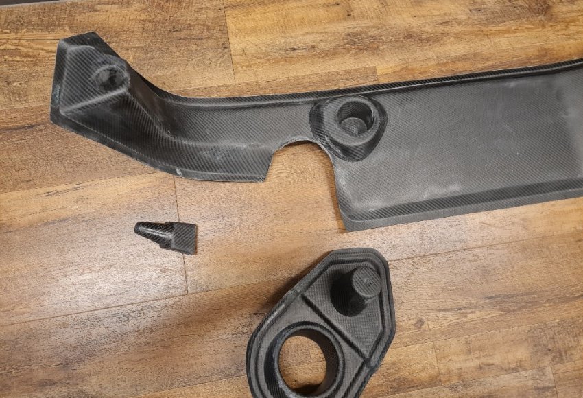 Klasse 1 Front bumper mounting kit carbon/kevlar