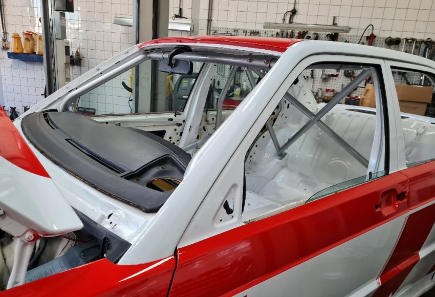 Mercedes Benz 190E 2.3 16 DTM with licence