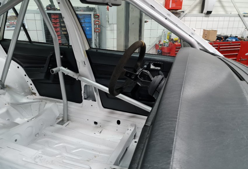 Mercedes Benz 190E 2.3 16 DTM with licence